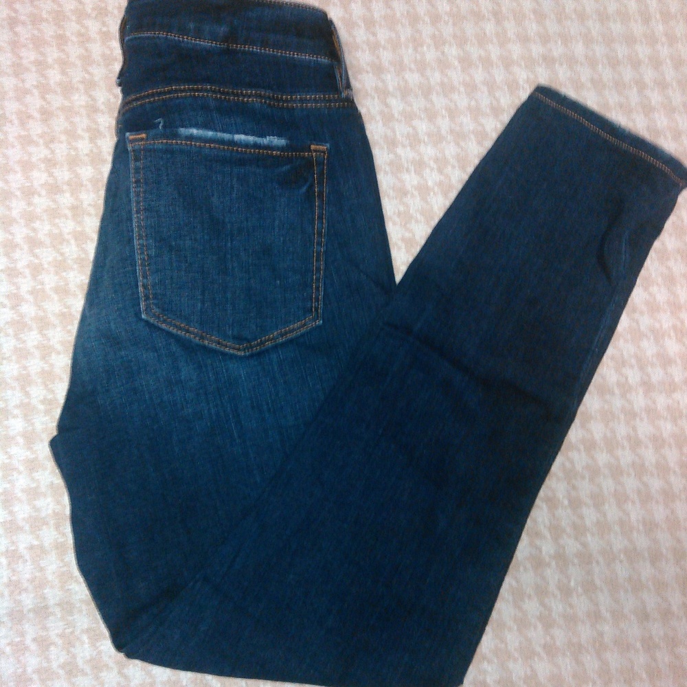LOFT skinny crop